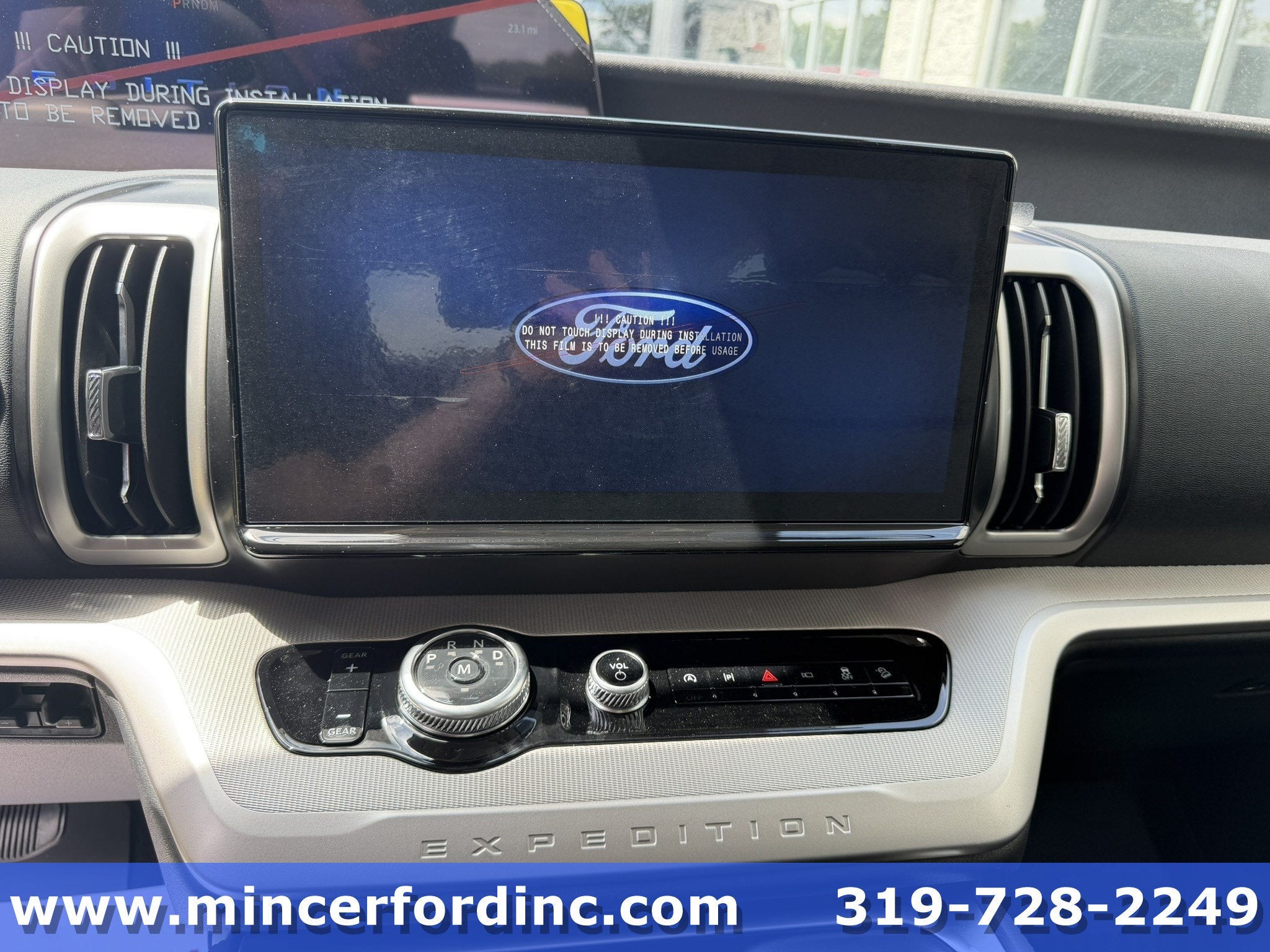2027 Ford Expedition Active