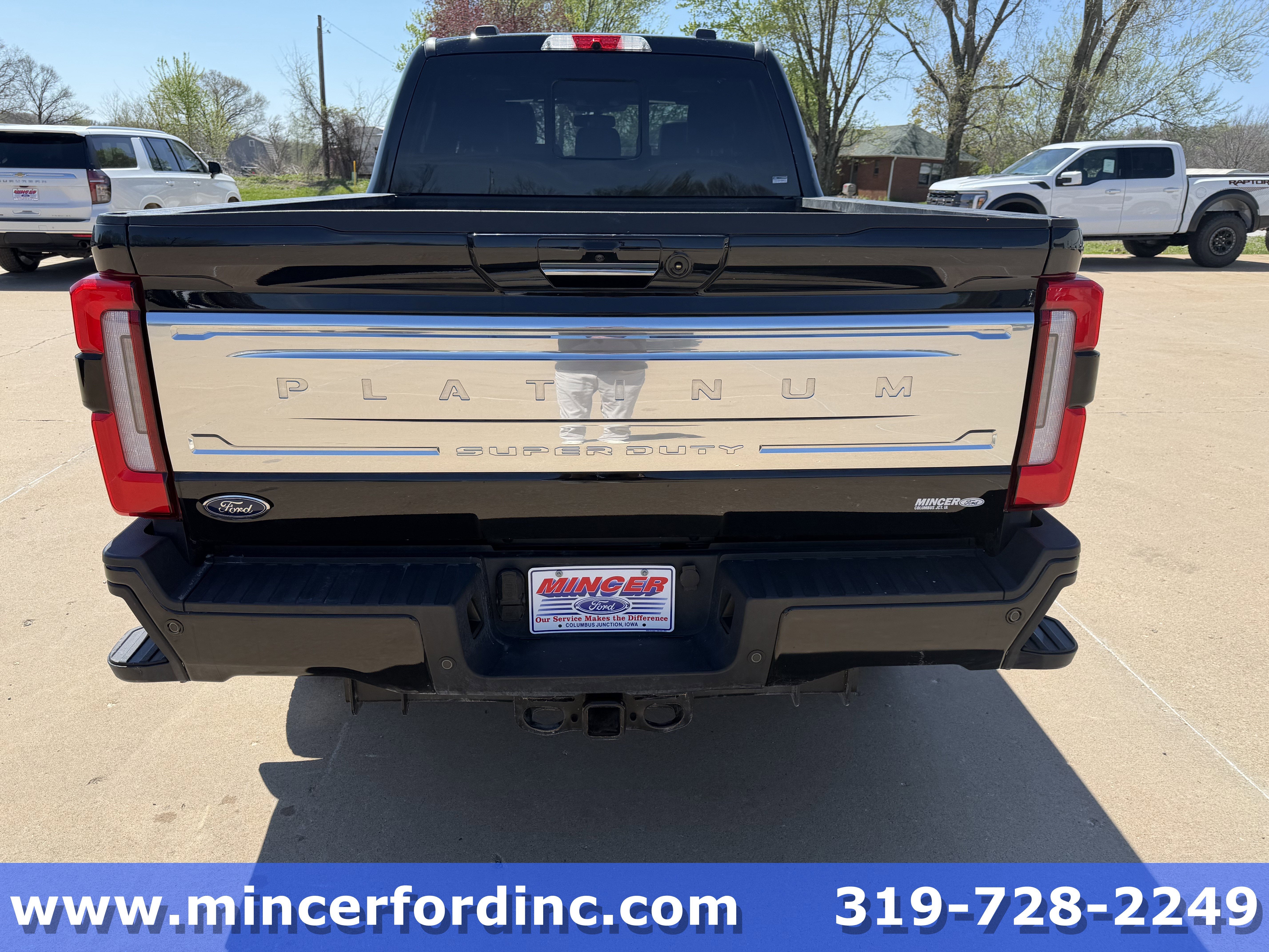 2024 Ford Super Duty F-350 SRW Platinum