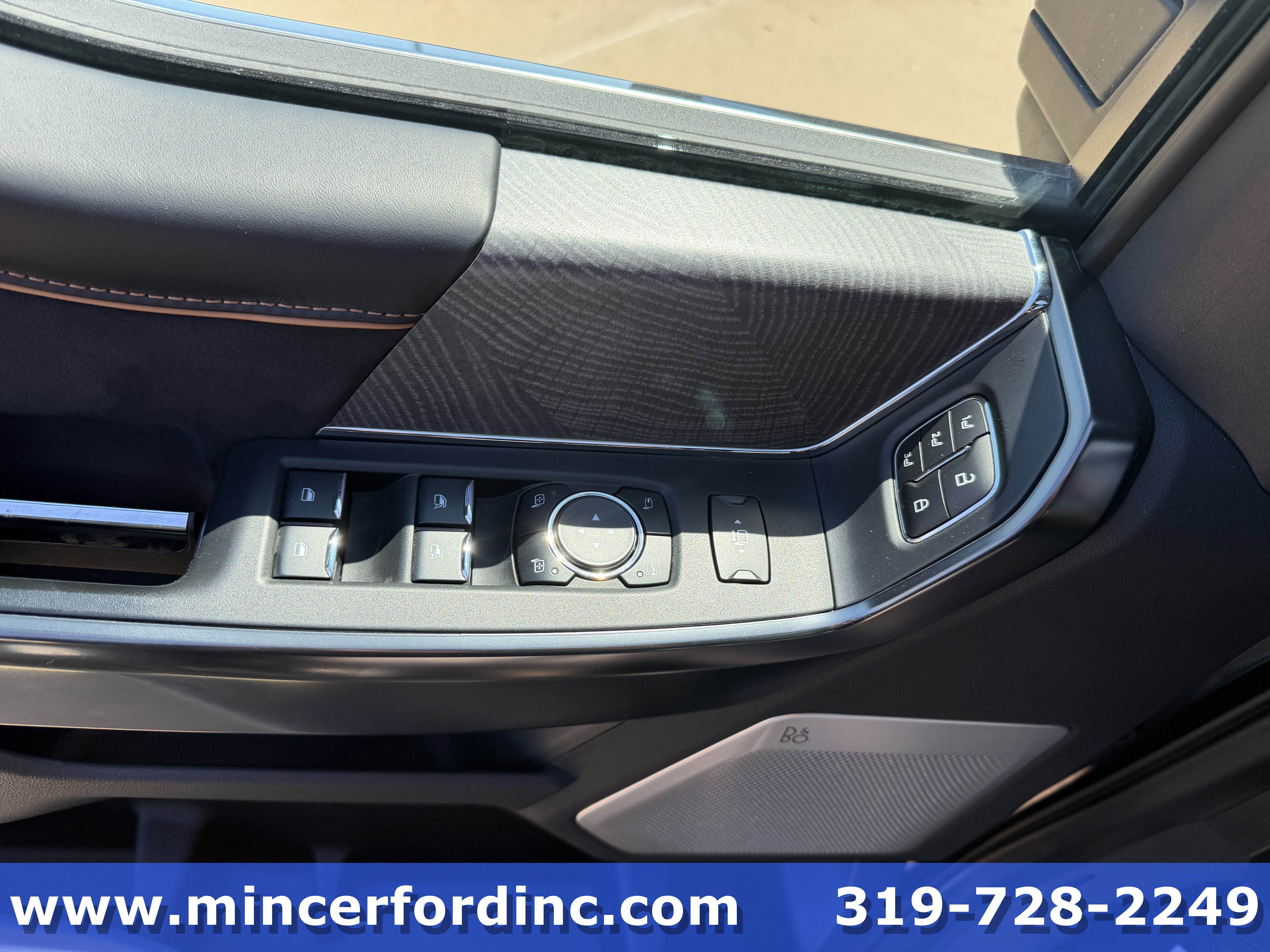 2024 Ford Super Duty F-350 SRW Platinum