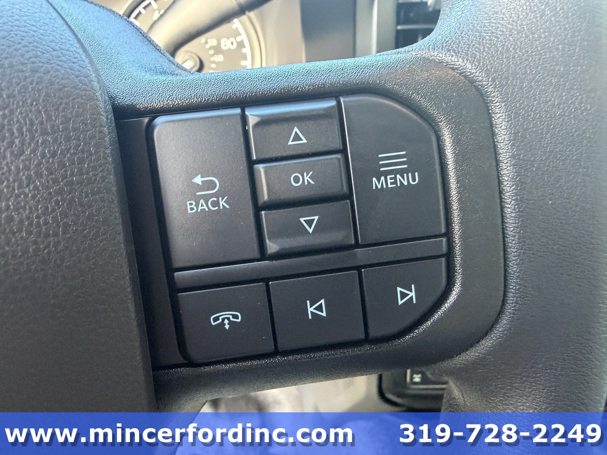 2027 Ford Super Duty F-350 SRW F-350® XLT