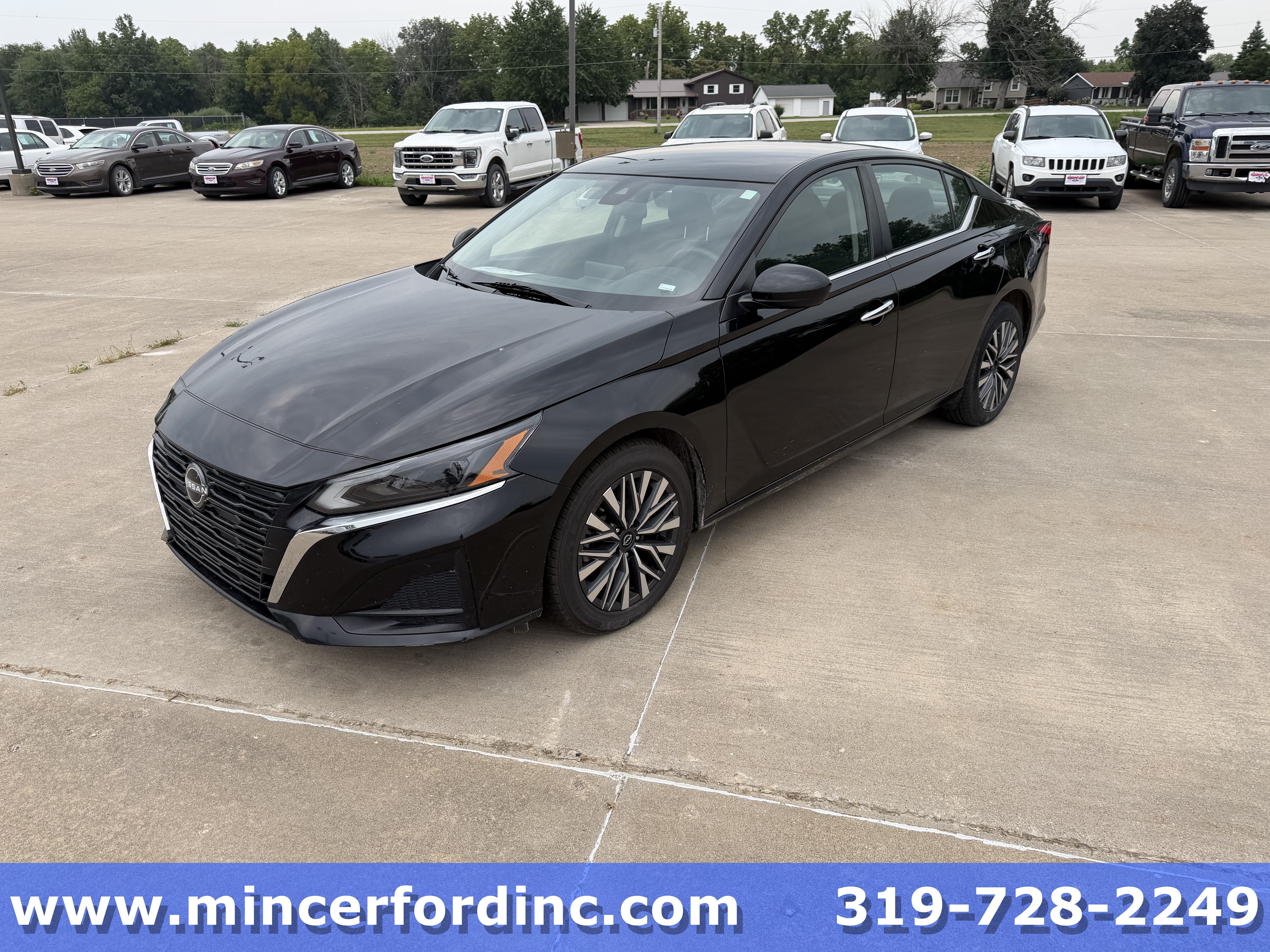 2023 Nissan Altima 2.5 SV