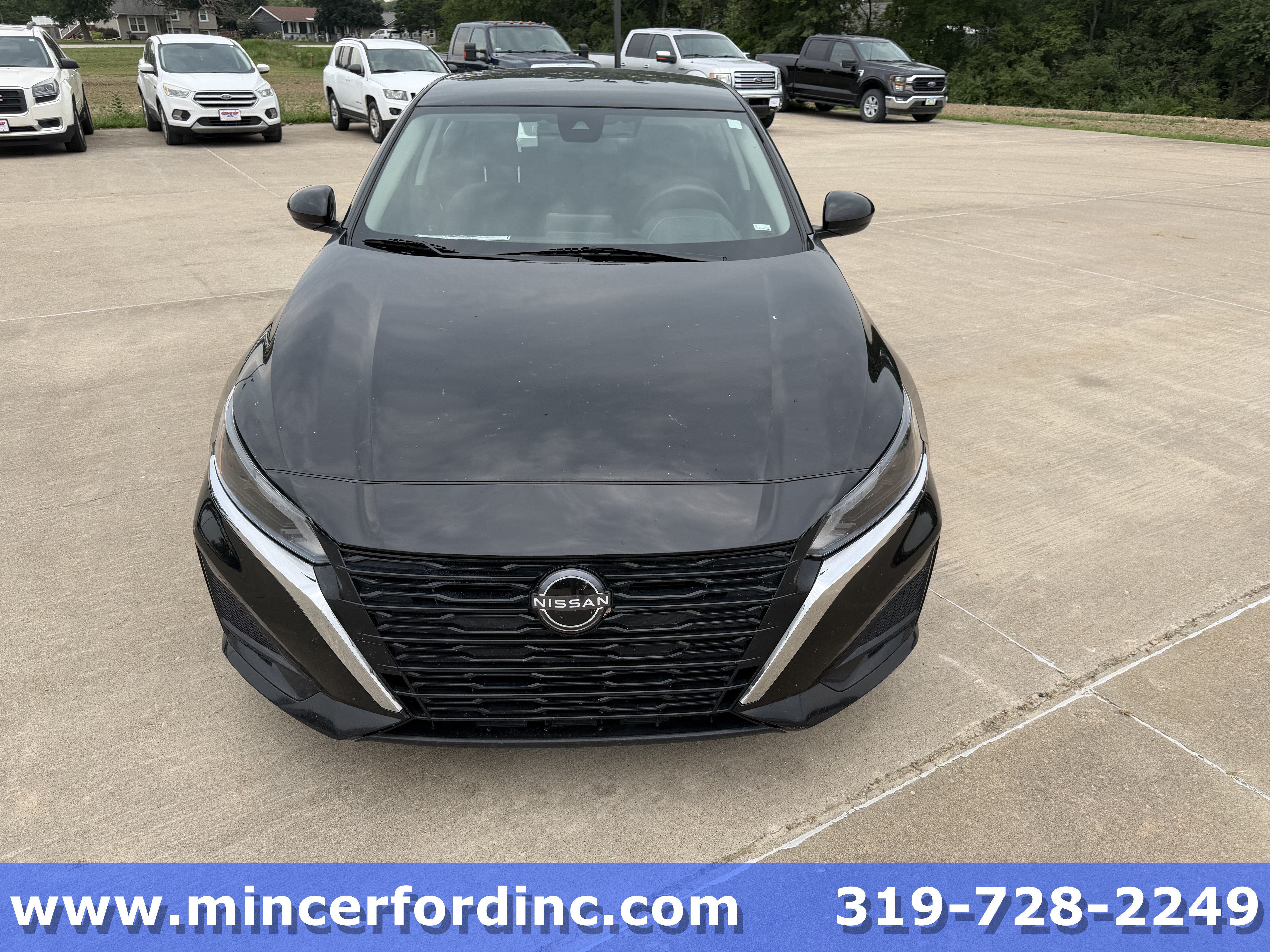 2023 Nissan Altima 2.5 SV