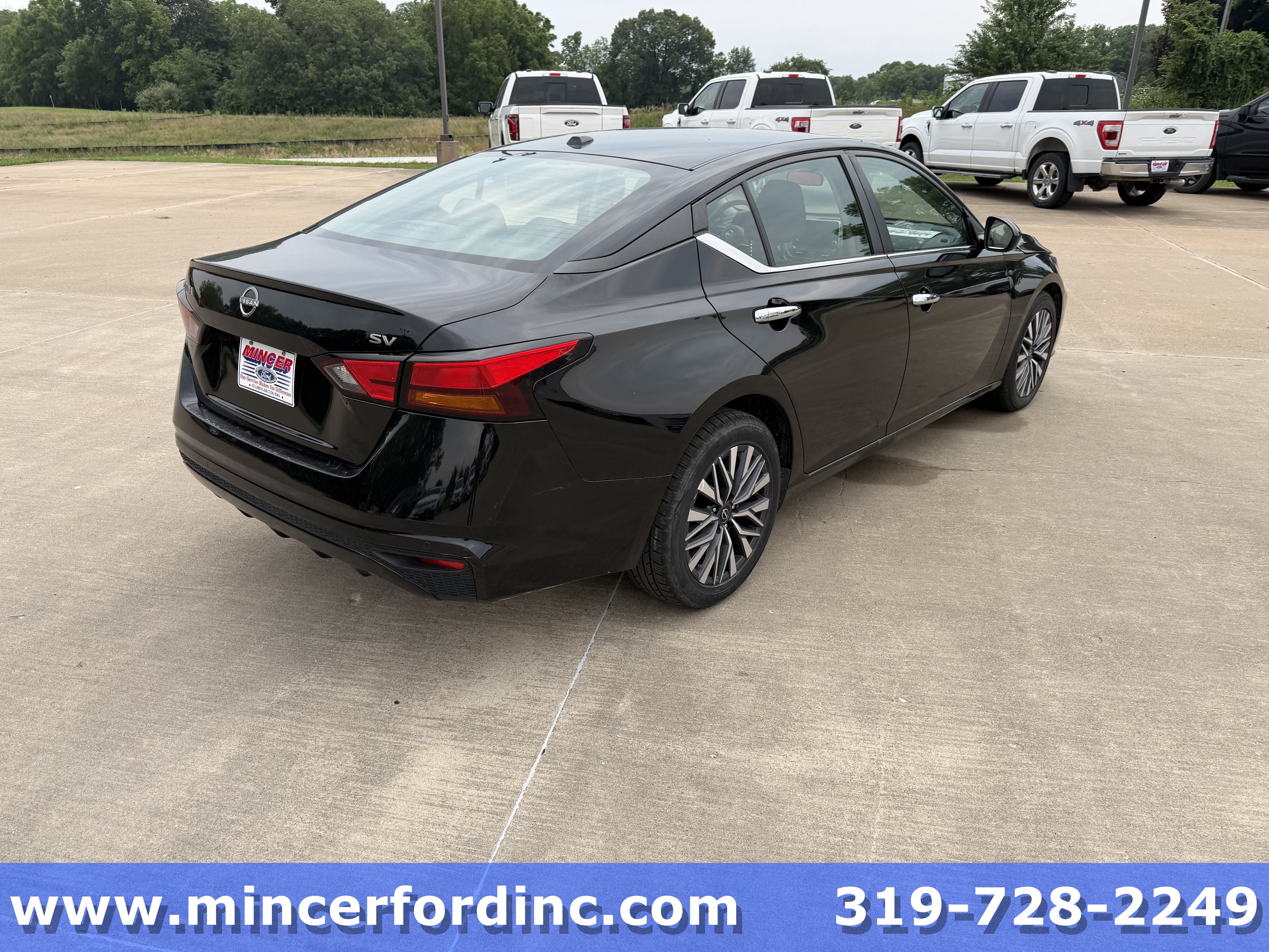 2023 Nissan Altima 2.5 SV