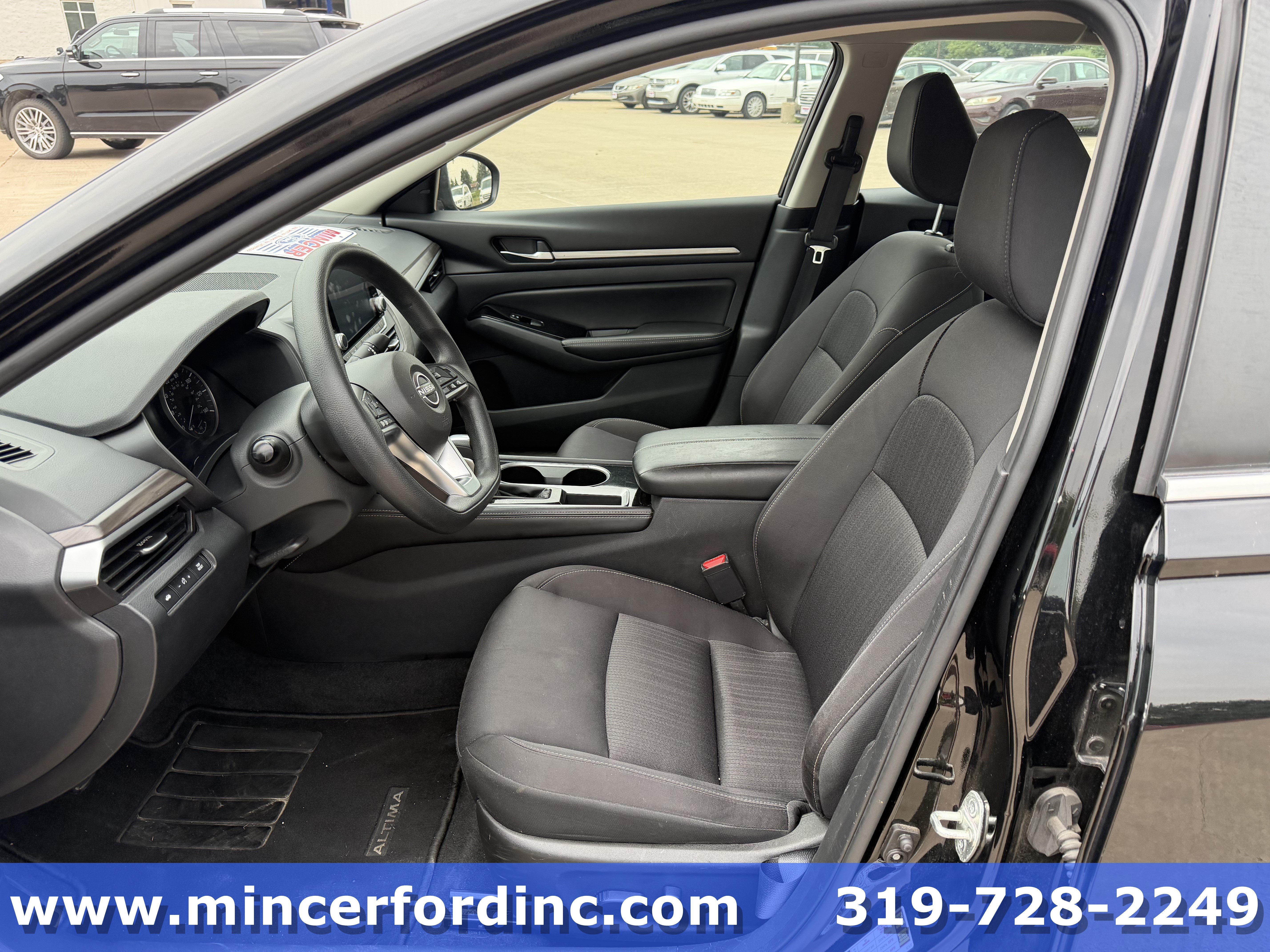 2023 Nissan Altima 2.5 SV