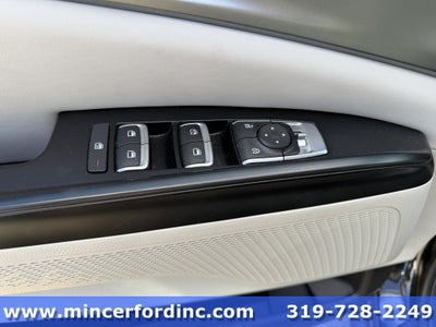 2023 Kia Carnival LX